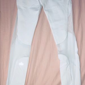 Alo Yoga Coast Legging